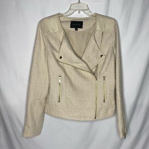 Banana Republic women’s jacket. Size 12, ivory